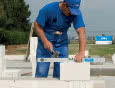 Wybór odpowiedniej technologii wznoszenia ścian