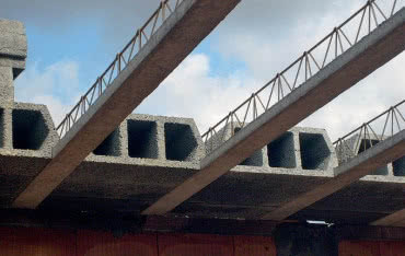 Beton komórkowy zamiast pustaków w stropie